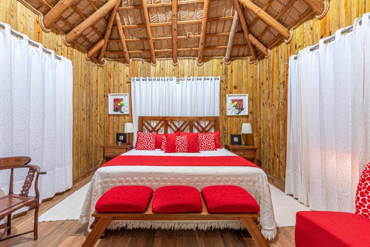 Vista De Aguilas Ecolodge Pedernales Εξωτερικό φωτογραφία