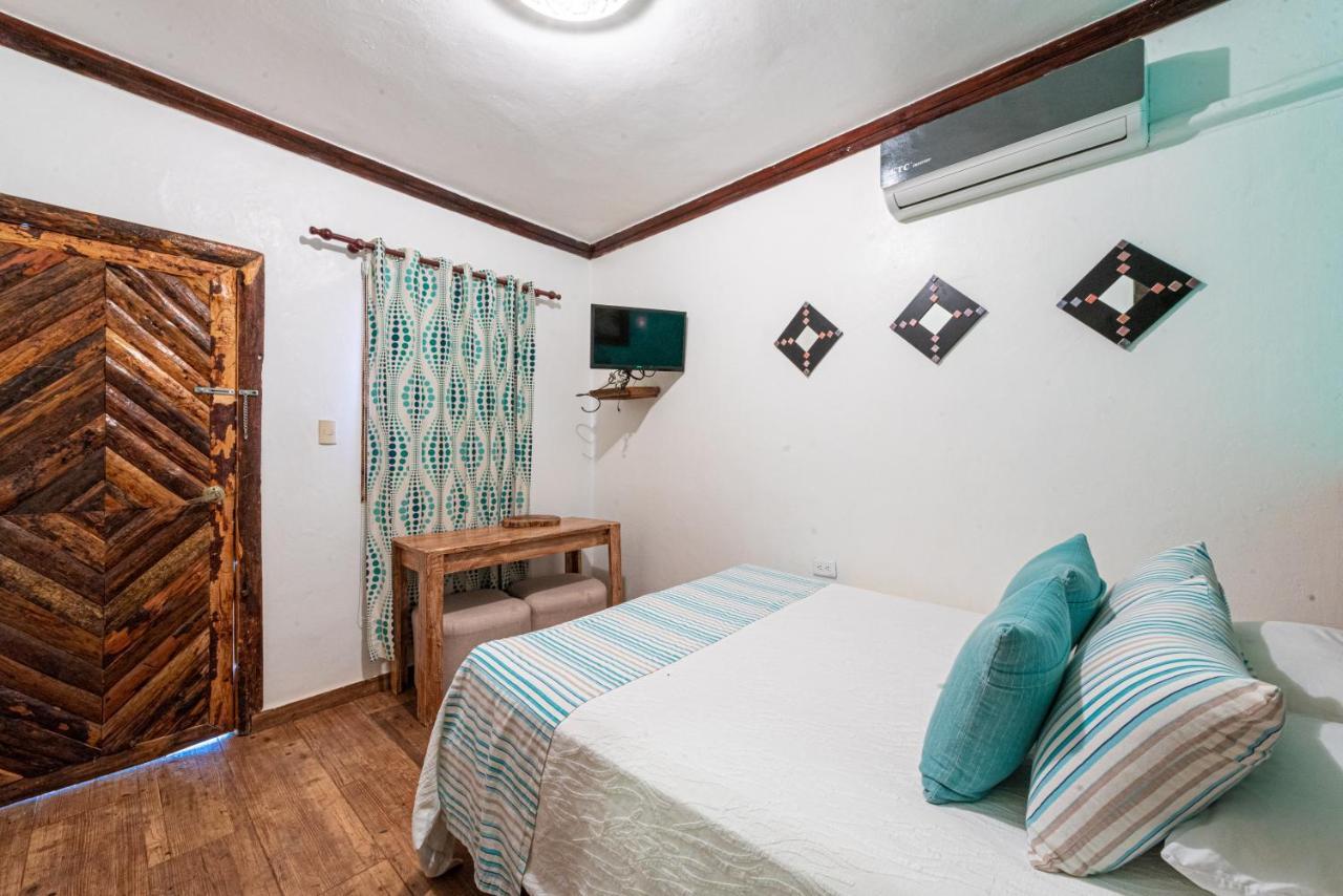 Vista De Aguilas Ecolodge Pedernales Εξωτερικό φωτογραφία