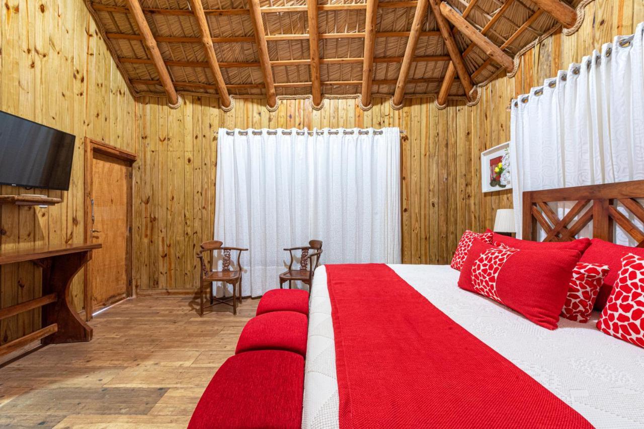 Vista De Aguilas Ecolodge Pedernales Εξωτερικό φωτογραφία